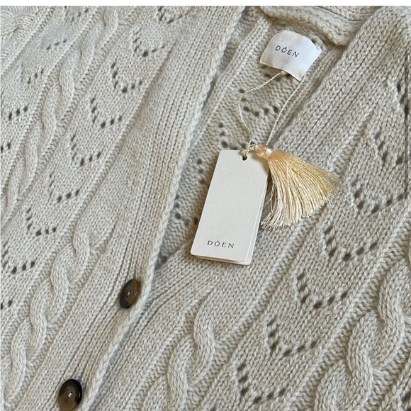 EUC Doen Cashmere Beacon Cardigan in Cream. Size XS. - Picture 5 of 8